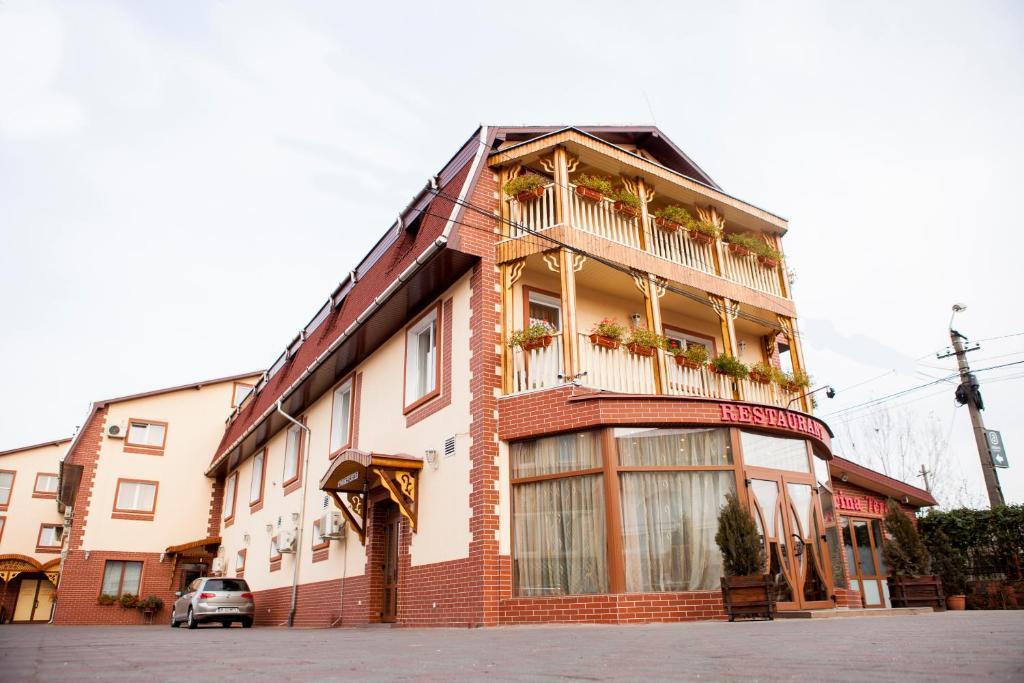 Hotel Darina Targu Mures Exterior photo